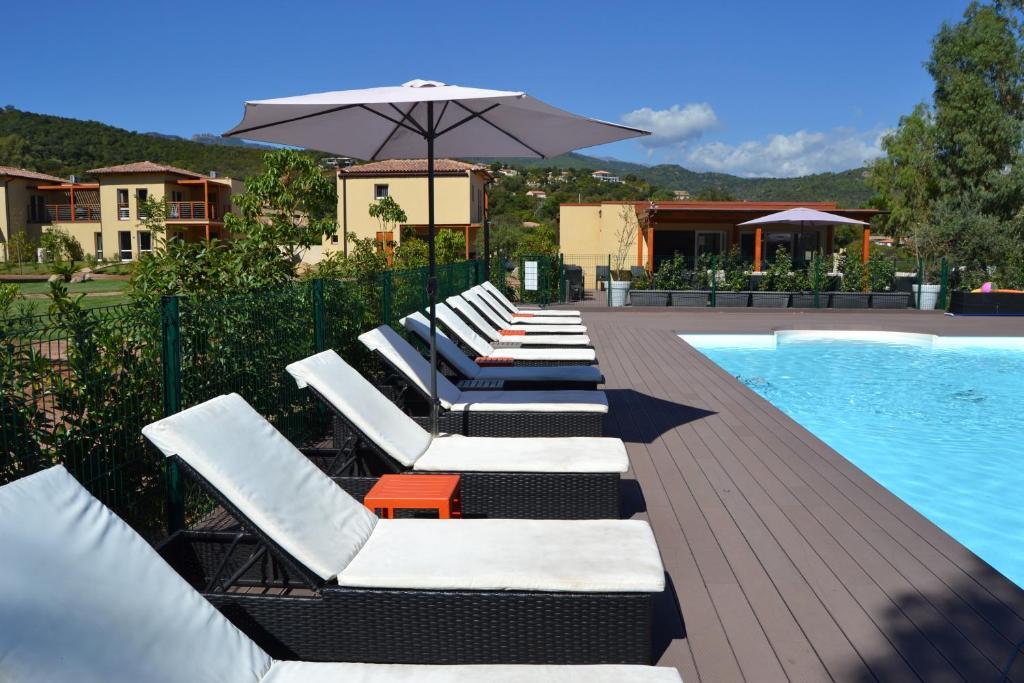 Marina Di Favona Hotel ฟาโวเน ภายนอก รูปภาพ